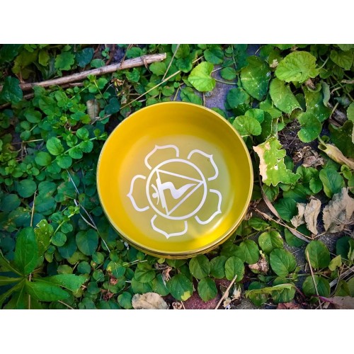 Желтая литая поющая чаша d-12, h-6 см ShamanShop (90110yellow)